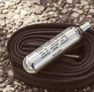 Mengepam Kartrij CO2 16g